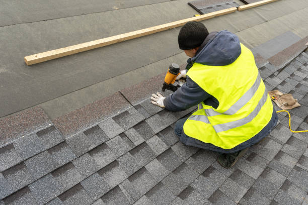 Best Flat Roof Repair Services  in Wamac, IL